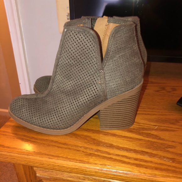 gray booties - Picture 4 of 4